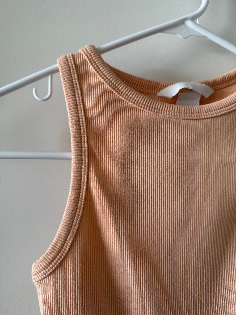 H&M Ribbed Crop Tank - Picture 4 of 7